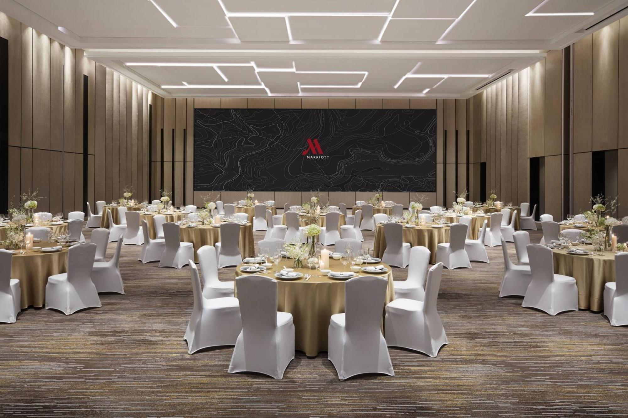 Shanghai Marriott Hotel Kangqiao Esterno foto